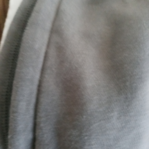 Old navy men's oversize sweatpants - Picture 3 of 8